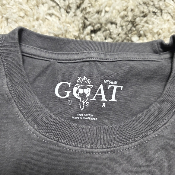 NWT Goat USA Graphic Undefeated Football T-Shirt Size Medium - Picture 5 of 7